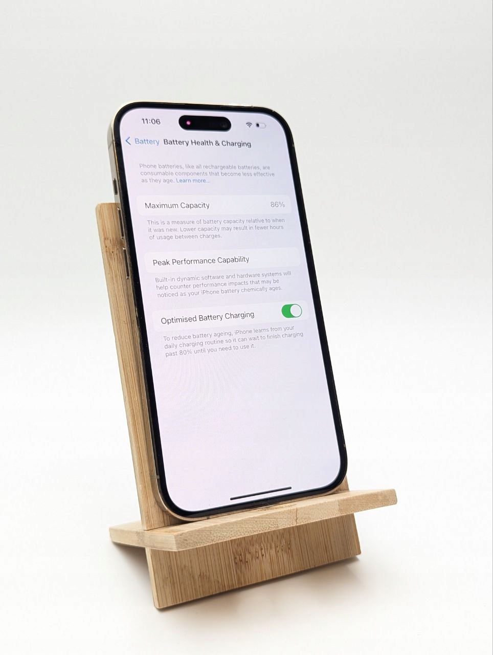 thumb Smartfon Apple iPhone 14 Pro 6 GB / 256 GB 5G złoty |eSim (Używany)