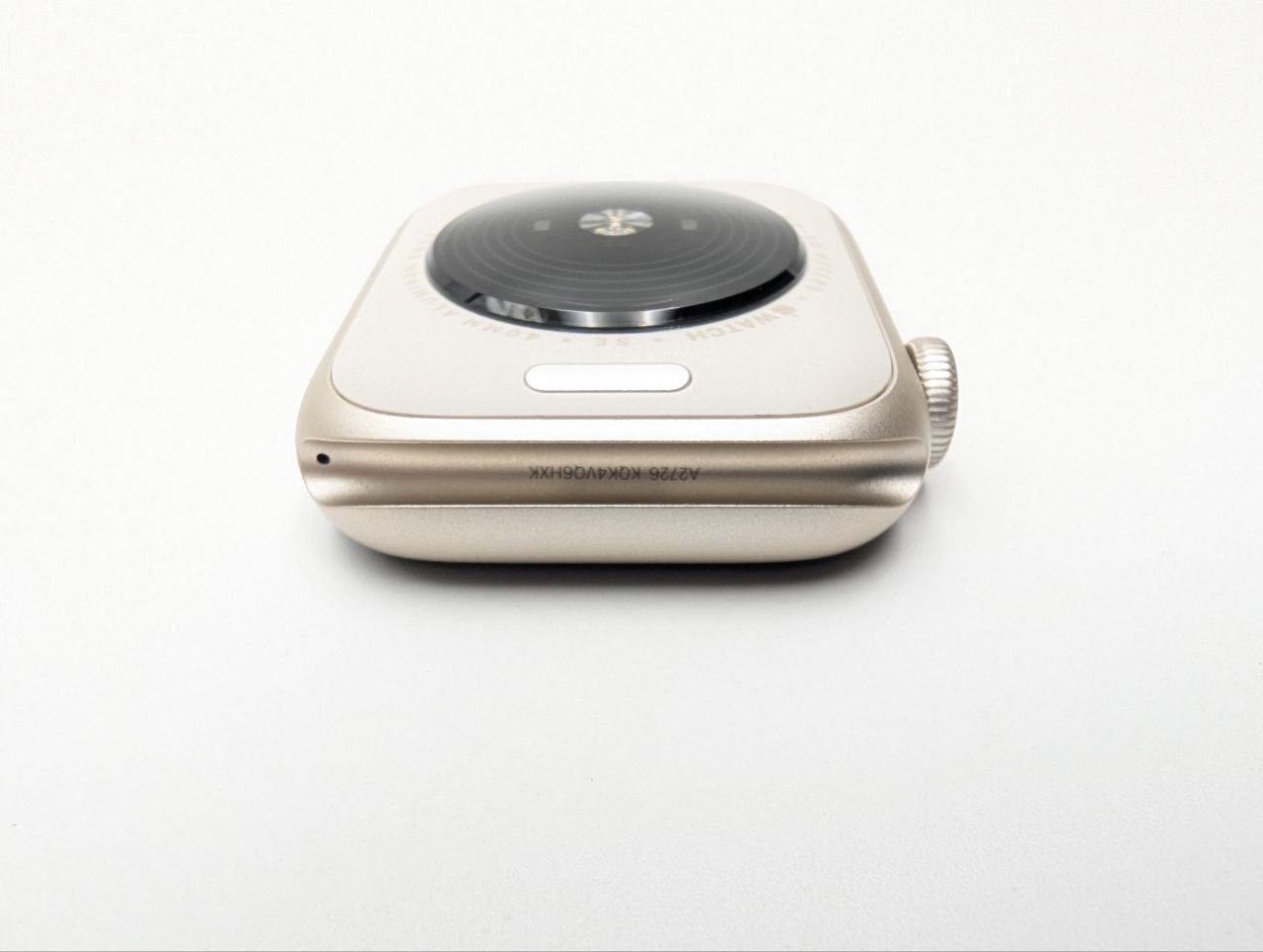thumb Apple Watch SE GPS + Cellular (2nd Gen) 40 mm beżowy OUTLET (Powystawowy)