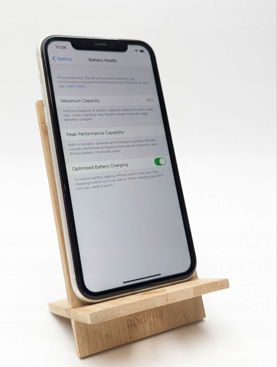 thumb Smartfon Apple iPhone 11 4 GB / 64 GB 4G (LTE) biały (Powystawowy)