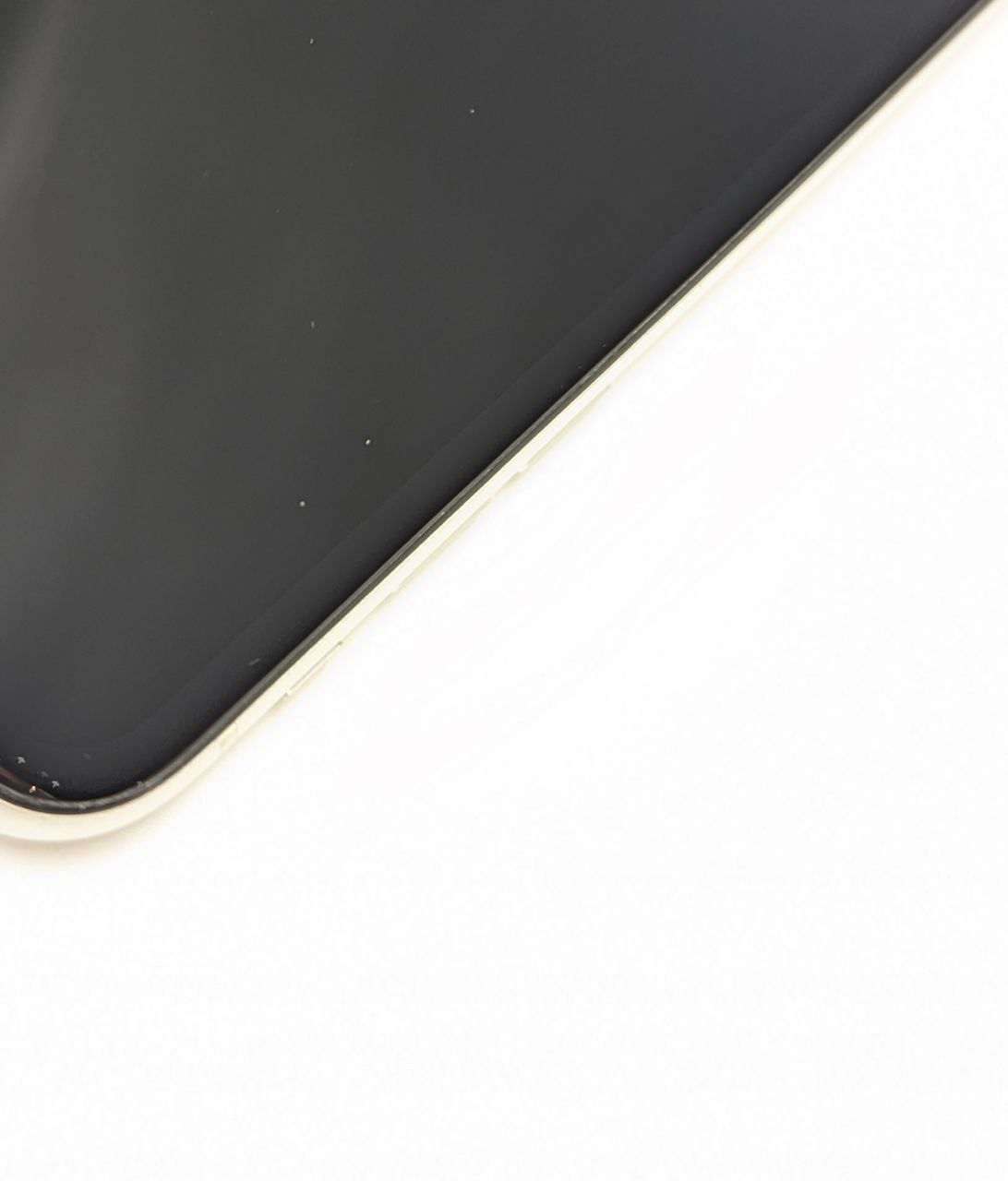 thumb Smartfon Apple iPhone 11 4 GB / 64 GB 4G (LTE) biały (Powystawowy)