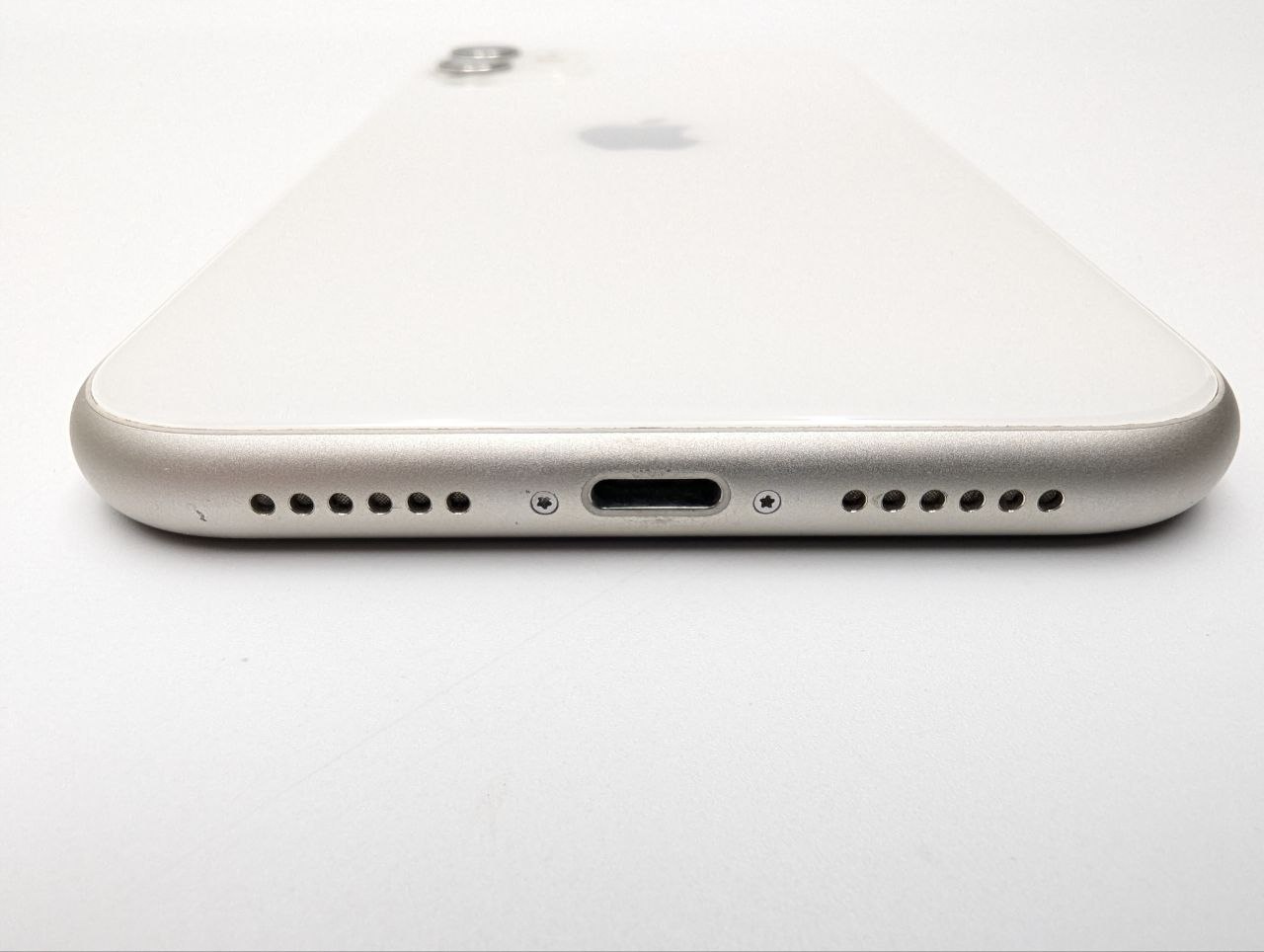 thumb Smartfon Apple iPhone 11 4 GB / 64 GB 4G (LTE) biały (Powystawowy)