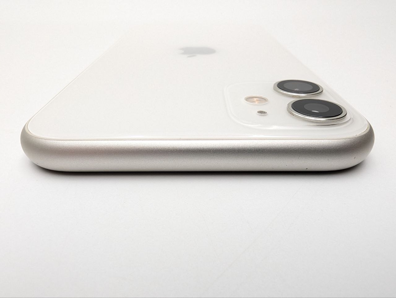 thumb Smartfon Apple iPhone 11 4 GB / 64 GB 4G (LTE) biały (Powystawowy)