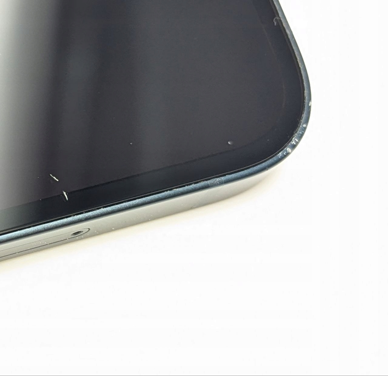 thumb Smartfon Apple iPhone 13 4 GB / 128 GB 5G czarny |bateria 100% (Powystawowy)
