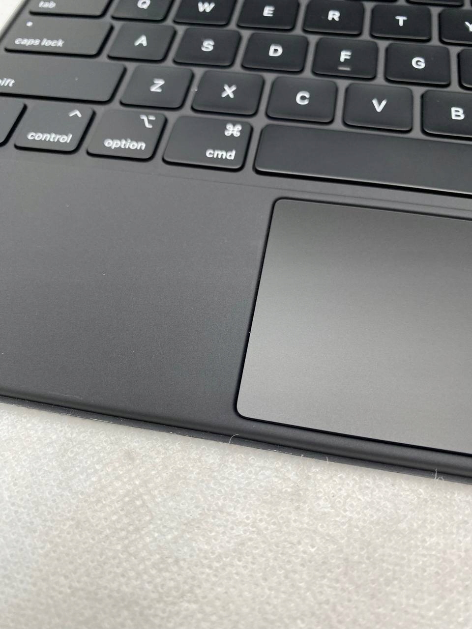 thumb Klawiatura Apple do iPad Pro 12.9 iPad Air 13 M2 M3 Magic Keyboard USA (Powystawowy)