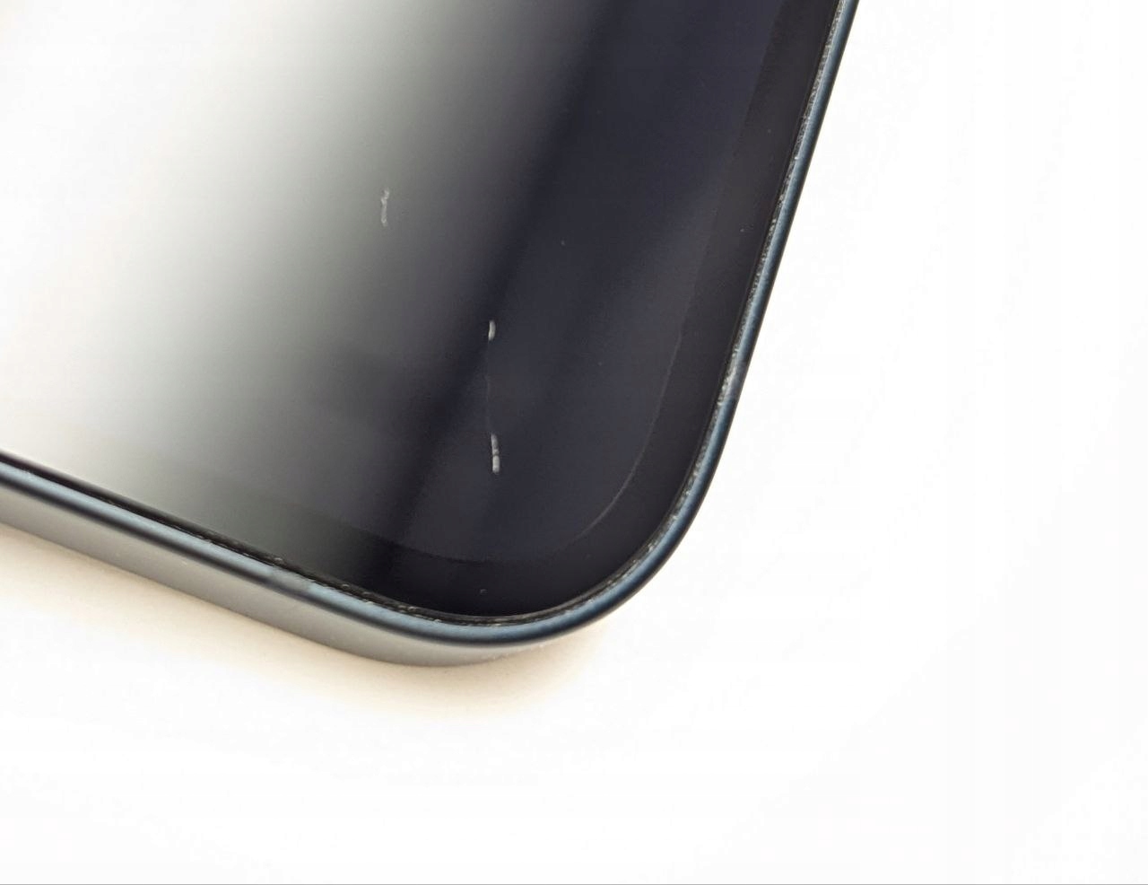 thumb Smartfon Apple iPhone 13 4 GB / 128 GB 5G czarny|100% bateria (Powystawowy)
