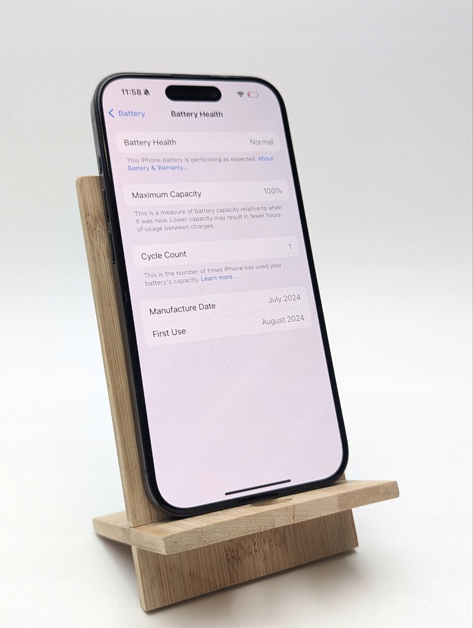 thumb Smartfon Apple iPhone 15 Pro 8 GB / 128 GB czarny|eSim| bateria 100% (Powystawowy)