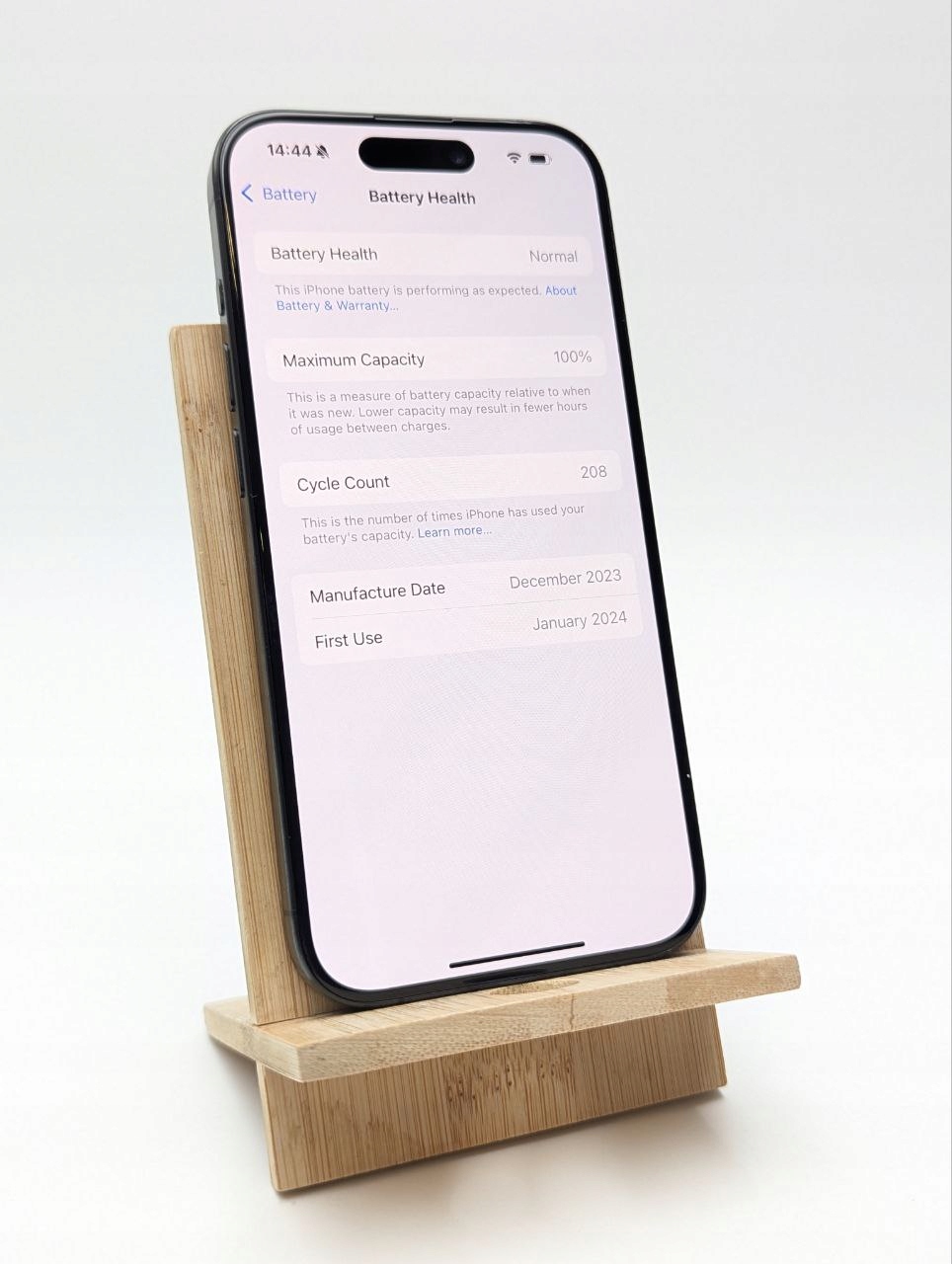 thumb Smartfon Apple iPhone 15 Pro 8 GB / 128 GB czarny|eSim| bateria 100% (Powystawowy)