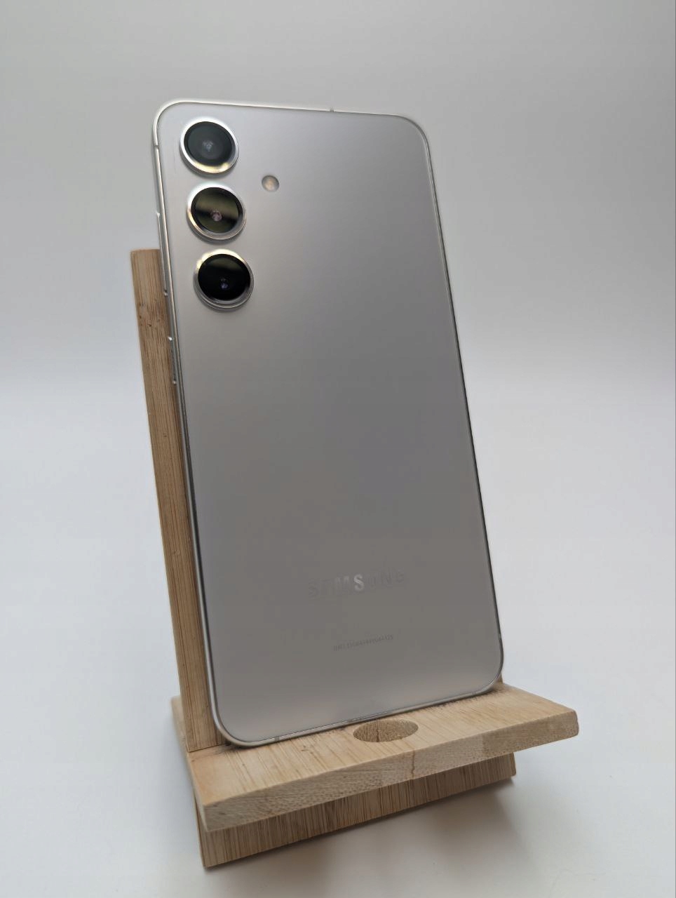 thumb Smartfon Samsung Galaxy S24 8 GB / 128 GB 5G szary |OUTLET (Powystawowy)