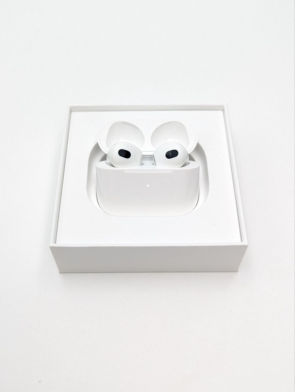 thumb Słuchawki bezprzewodowe douszne Apple AirPods 3. generacji (Używany)