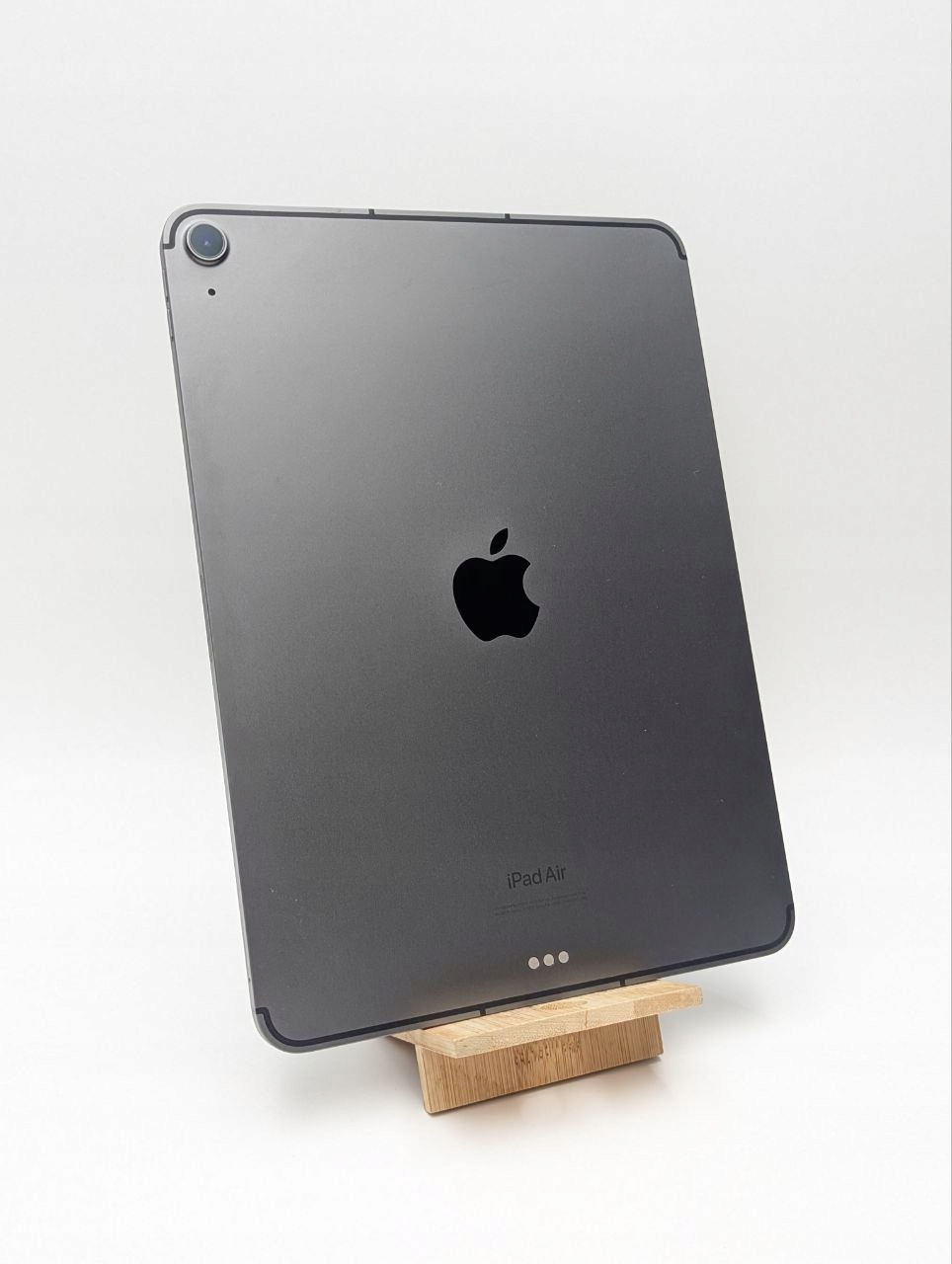thumb Tablet Apple iPad Air 10,9 (5 gen.) 8GB/256GB Wi-Fi + LTE Gwiezdna szarość (Powystawowy)