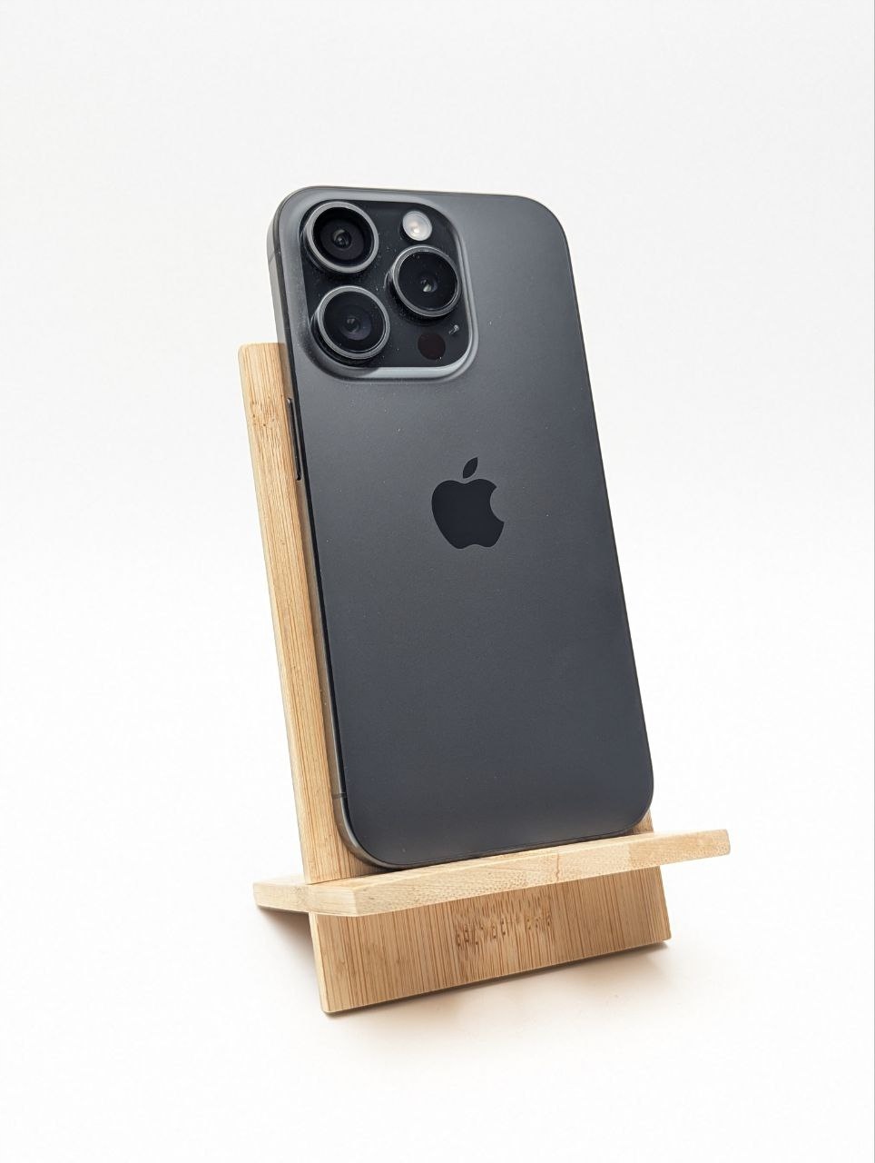 thumb Apple iPhone 15 Pro 256 GB czarny | bateria 100% (Powystawowy)