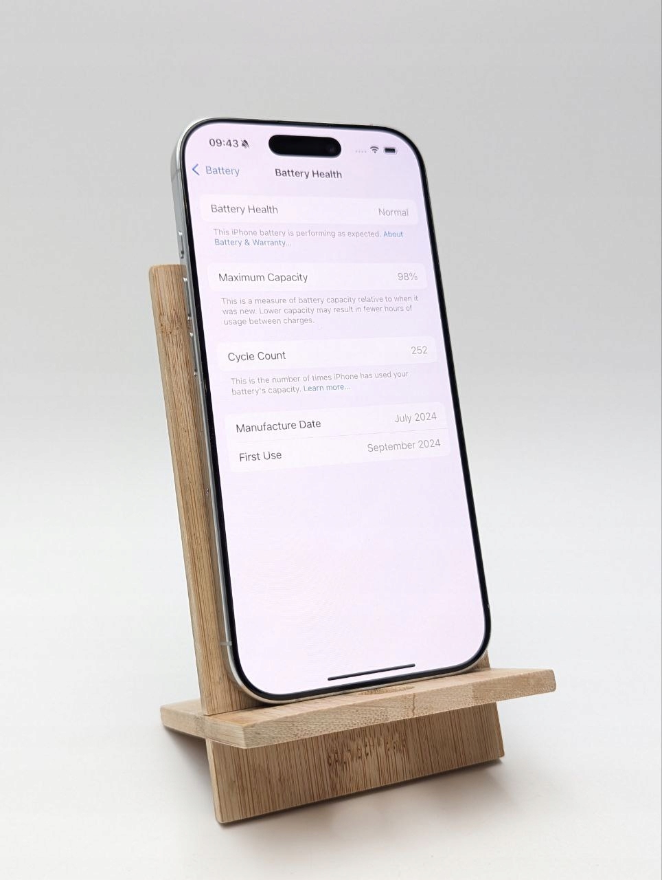 thumb Apple iPhone 16 Pro 256 GB 5G biały (Powystawowy)