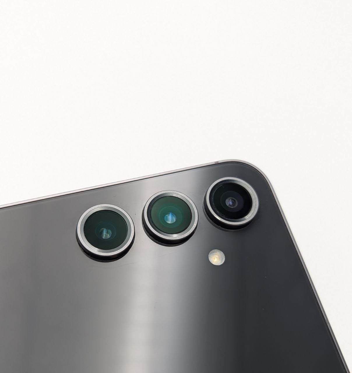 thumb Samsung Galaxy S23 FE 128 GB szary (Używany)