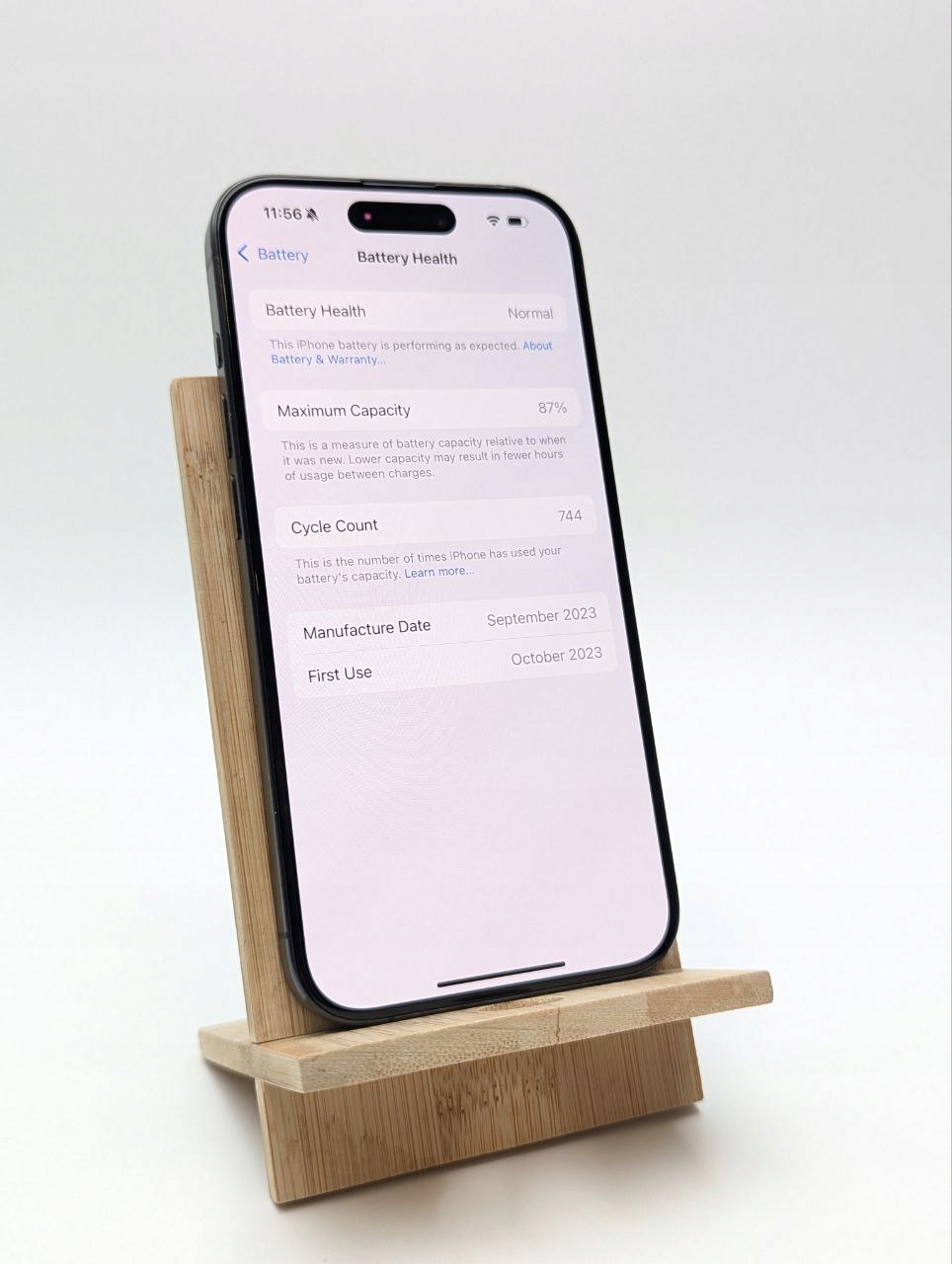 thumb Smartfon Apple iPhone 15 Pro 8 GB / 256 GB czarny|eSim (Używany)