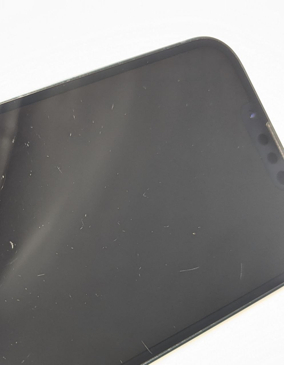 Smartfon Apple iPhone 13 4 GB / 128 GB 5G czarny (Używany)