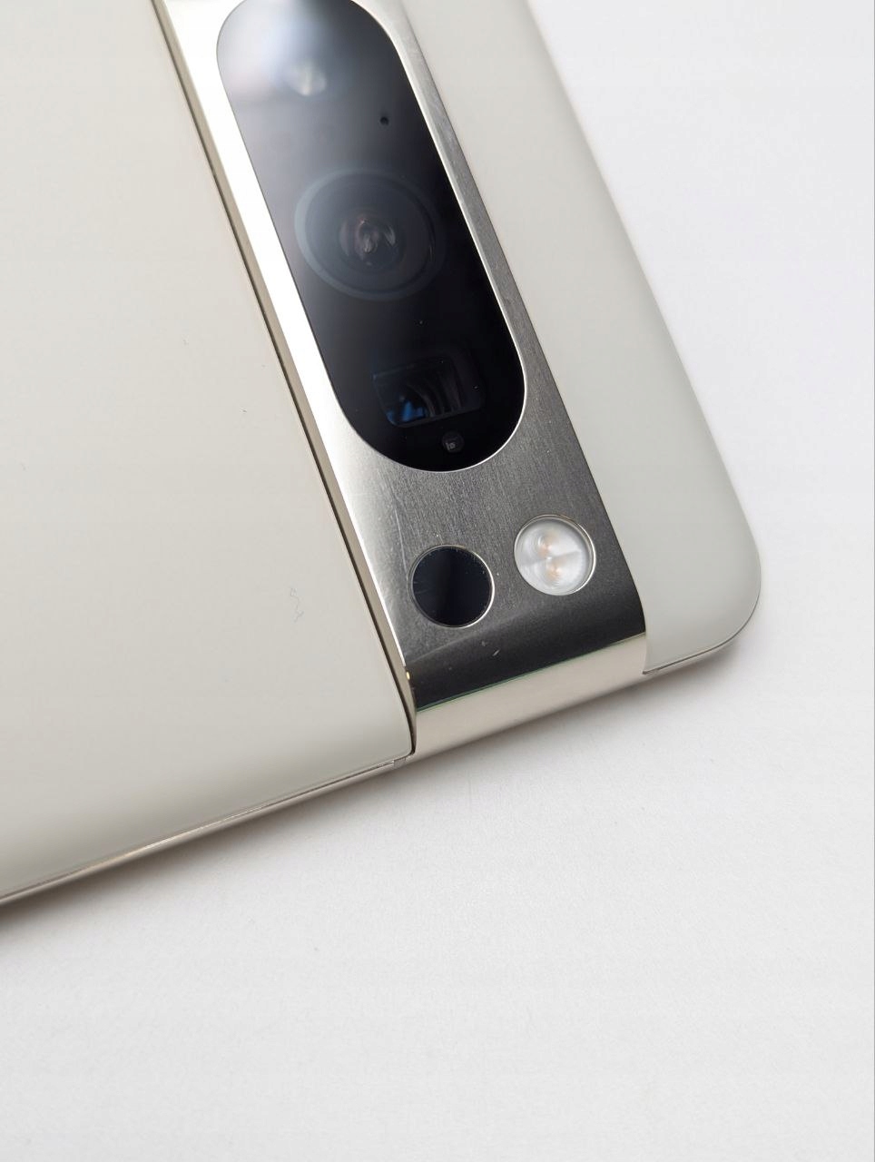 thumb Google Pixel 8 Pro 128GB Beżowy (Powystawowy)