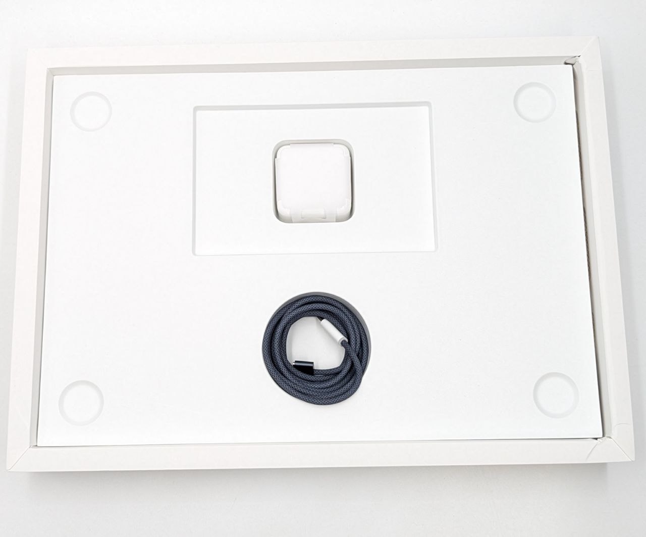 thumb Apple MacBook Air 15,3" M3 24GB / 512GB Czarny (Po zwrocie)