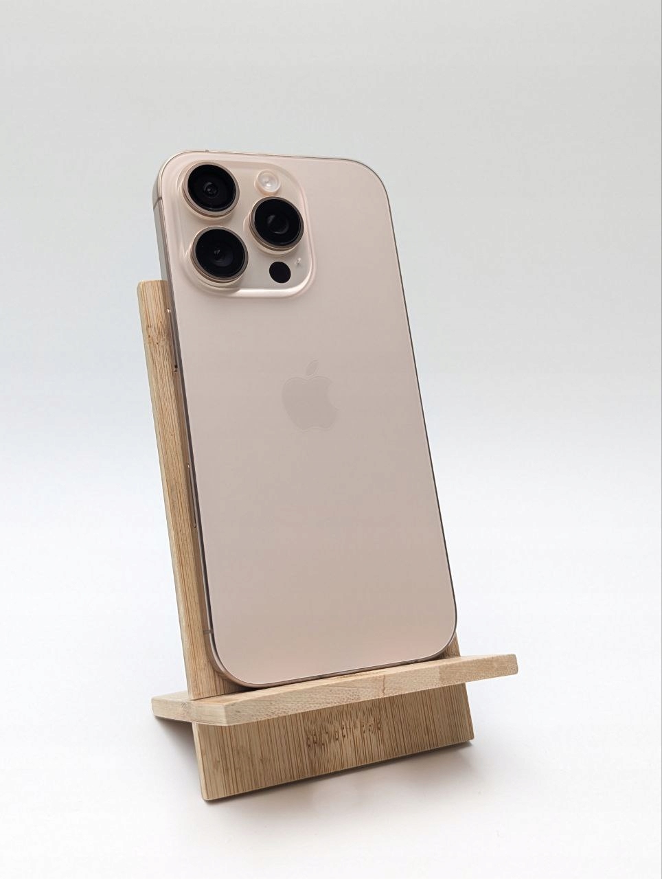 thumb Apple iPhone 16 Pro 128GB Tytan Pustynny| eSim | bateria 100% (Powystawowy)