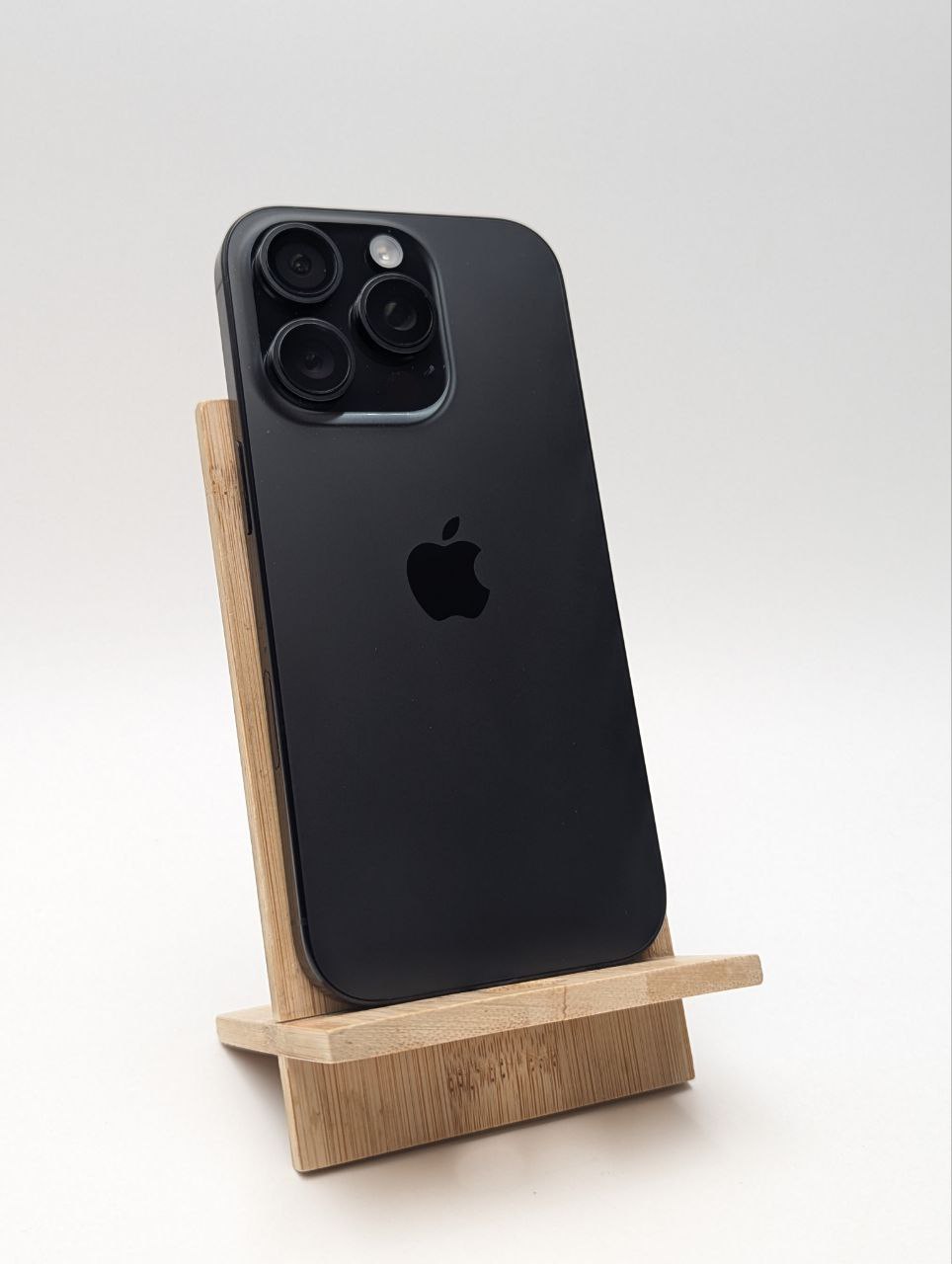 thumb Apple iPhone 16 Pro 128GB Tytan Czarny | bateria 100% (Powystawowy)