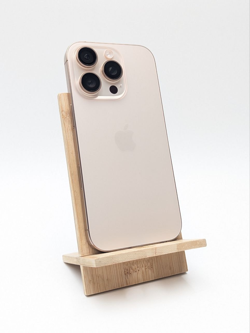 thumb Apple iPhone 16 Pro 128GB Tytan Pustynny | bateria 100% | Jak Nowy (Powystawowy)