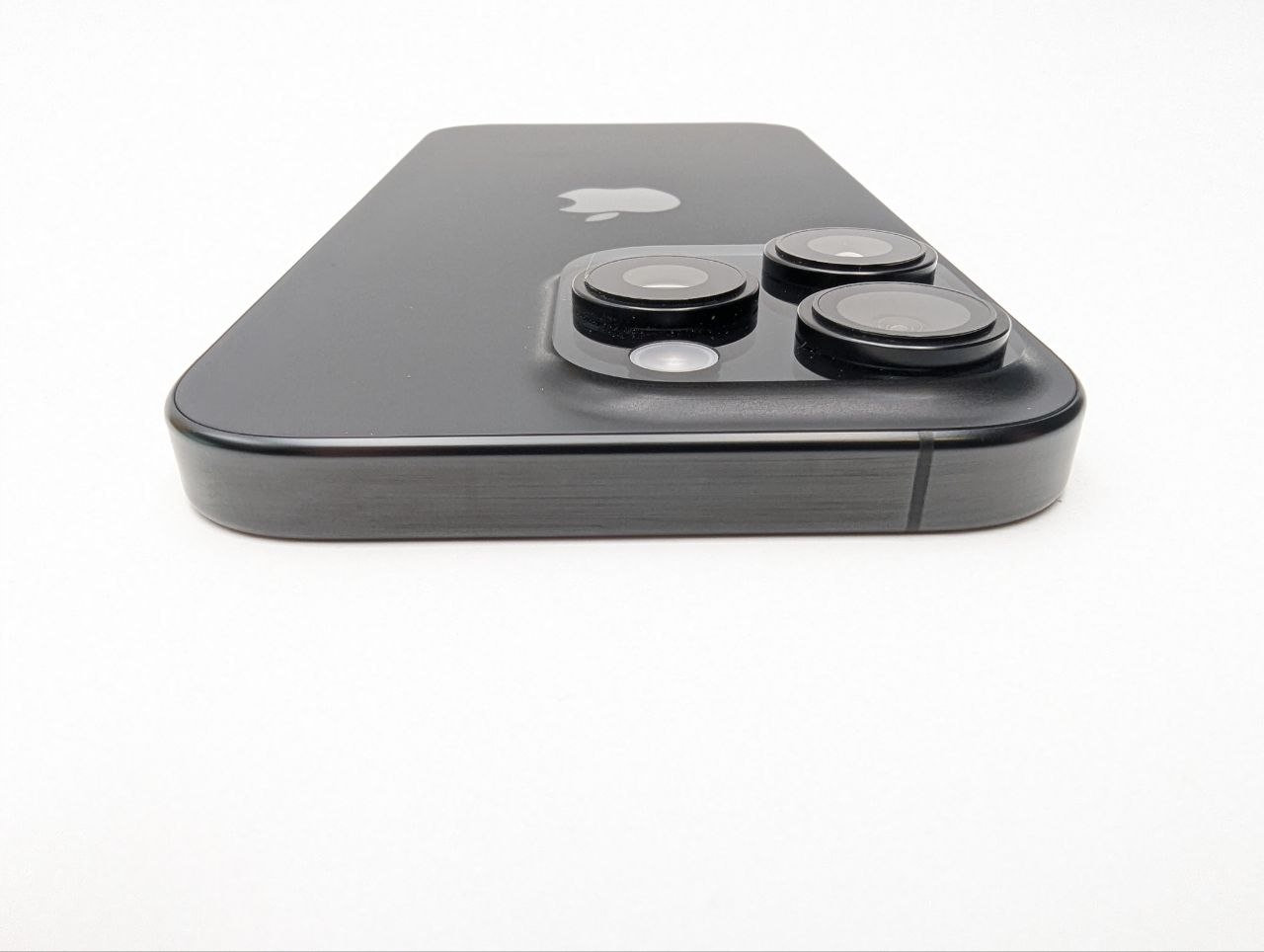 thumb Apple iPhone 16 Pro 128GB Tytan Czarny| eSim | bateria 100% (Powystawowy)