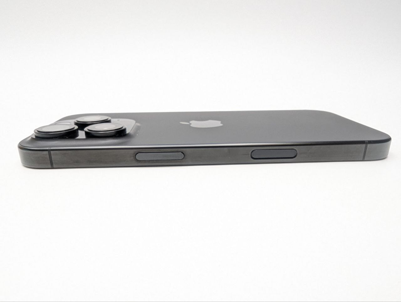 thumb Apple iPhone 16 Pro 128GB Tytan Czarny| eSim | bateria 100% (Powystawowy)