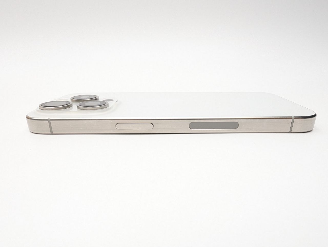 thumb Apple iPhone 15 Pro 256GB Biały | eSim | bateria 100% (Powystawowy)