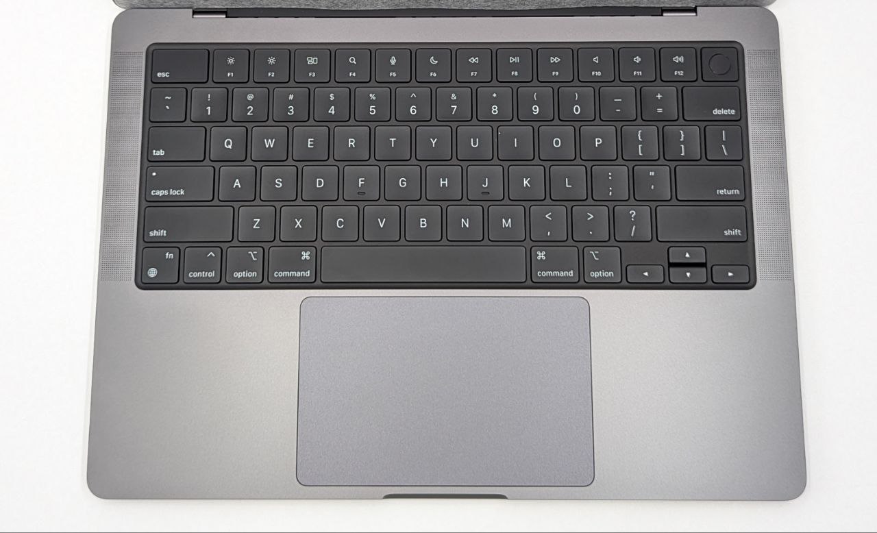 thumb Apple MacBook Pro 14,2" M4 Pro 24 GB / 512 GB Gwiezdna Сzerń (Po zwrocie)