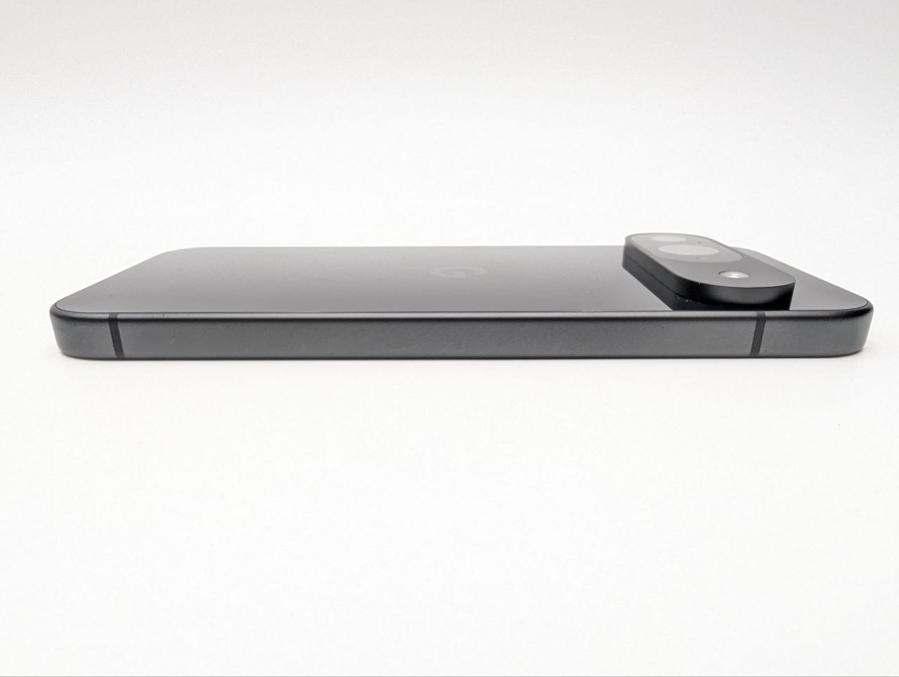 Smartfon Google Pixel 9 12 GB/128 GB 5G Czarny (Powystawowy)