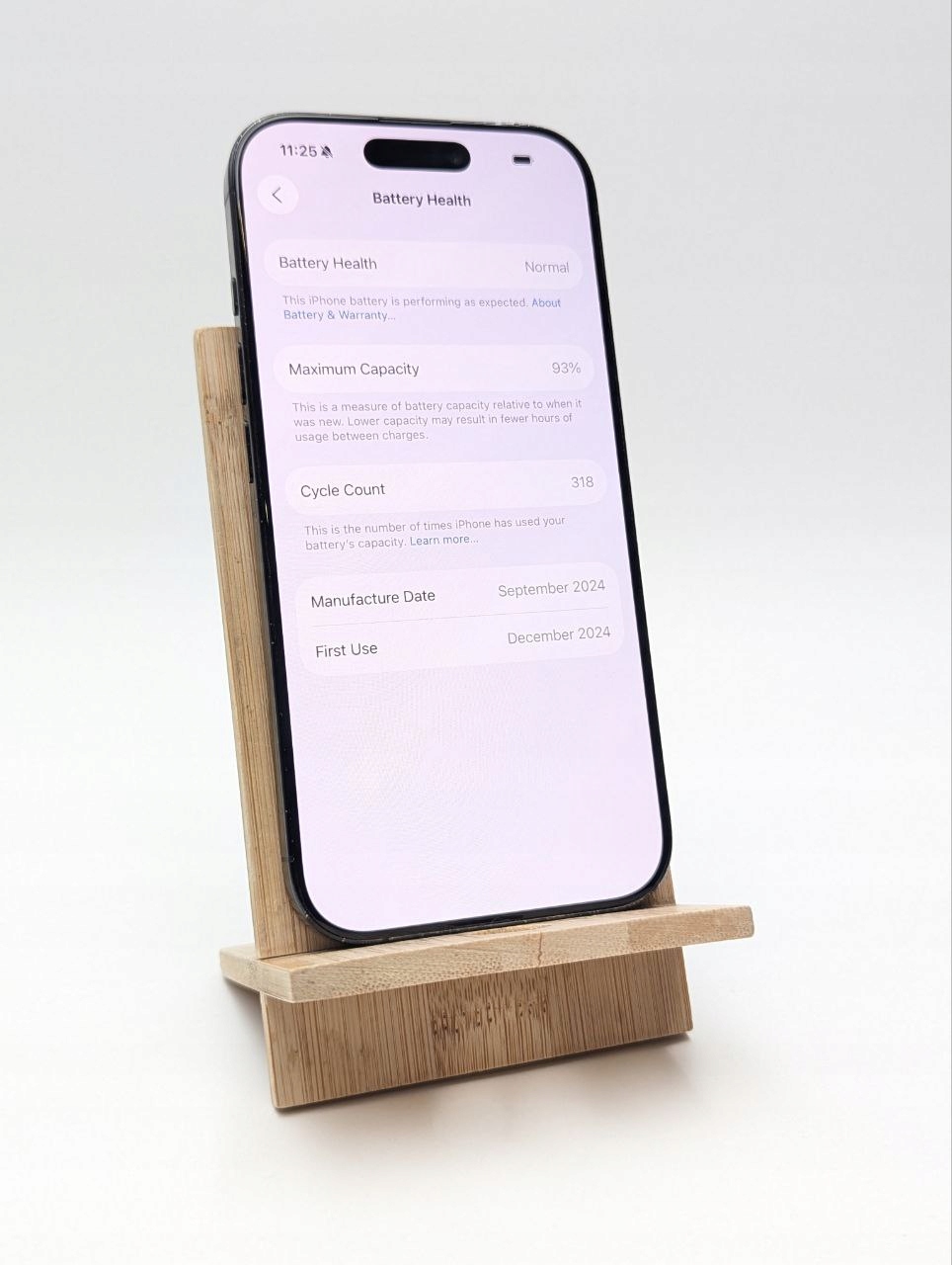 Apple iPhone 16 Pro 128GB Tytan Czarny| eSim (Używany)