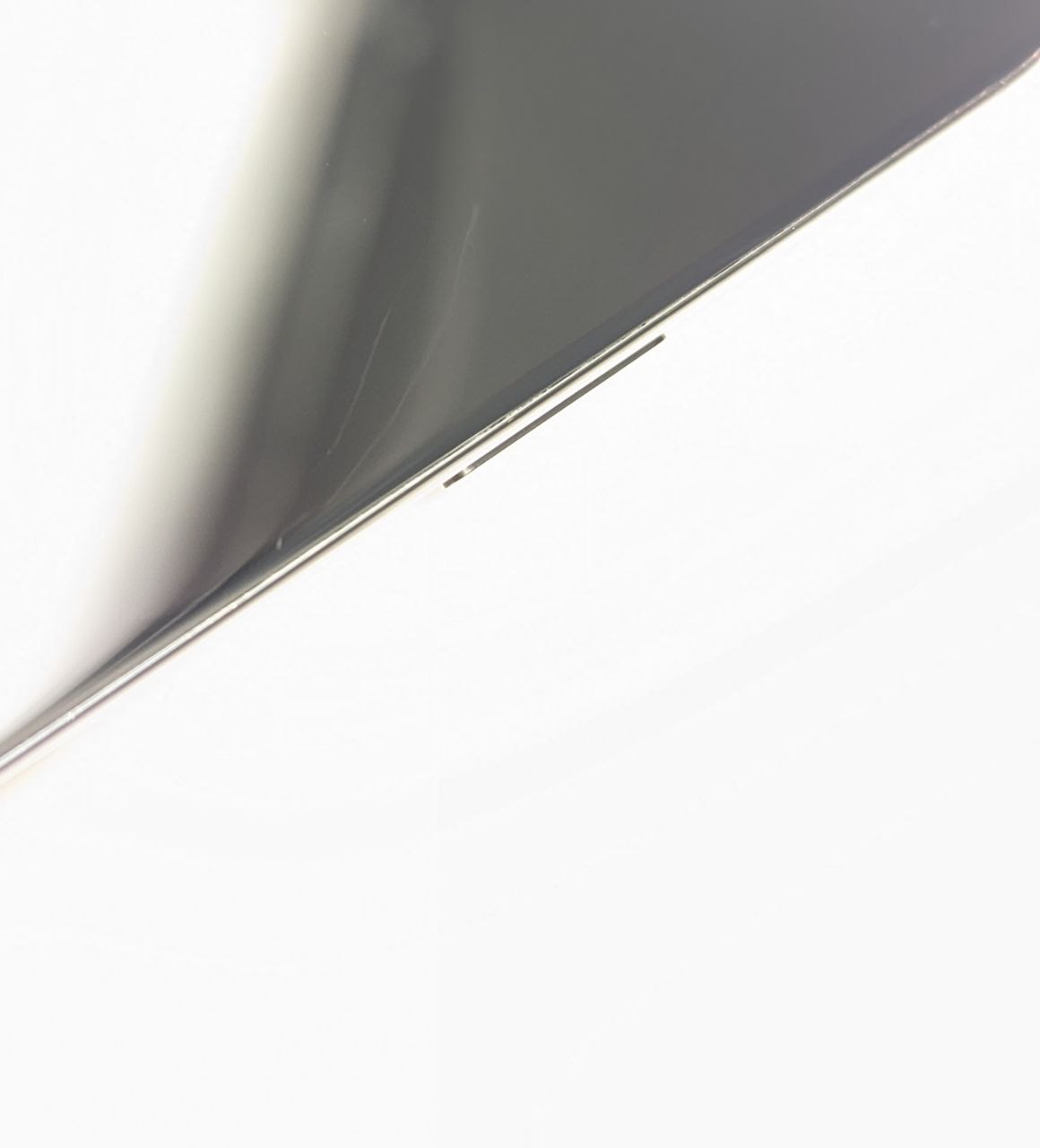 Apple iPhone 16 Pro 256 GB Tytan czarny| eSim (Powystawowy)