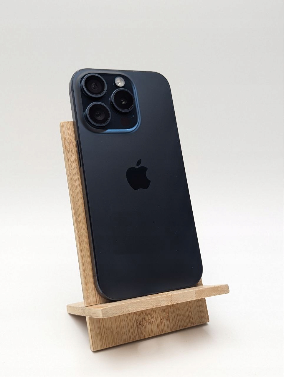 thumb Apple iPhone 15 Pro 256GB niebieski| eSim | bateria 100% (Powystawowy)