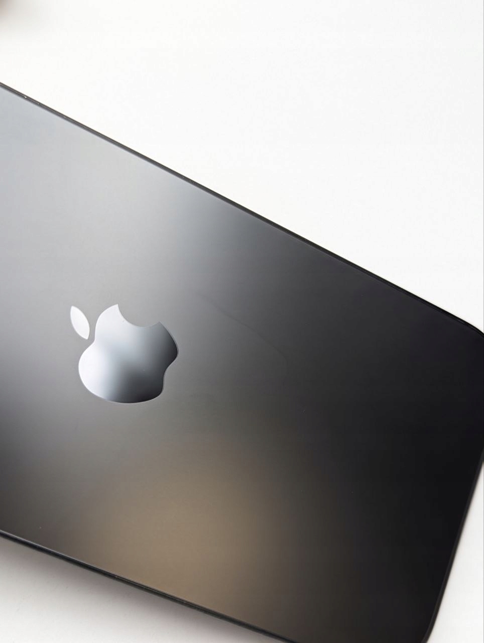 thumb Apple iPhone 15 Pro 128GB czarny | bateria 100% (Powystawowy)