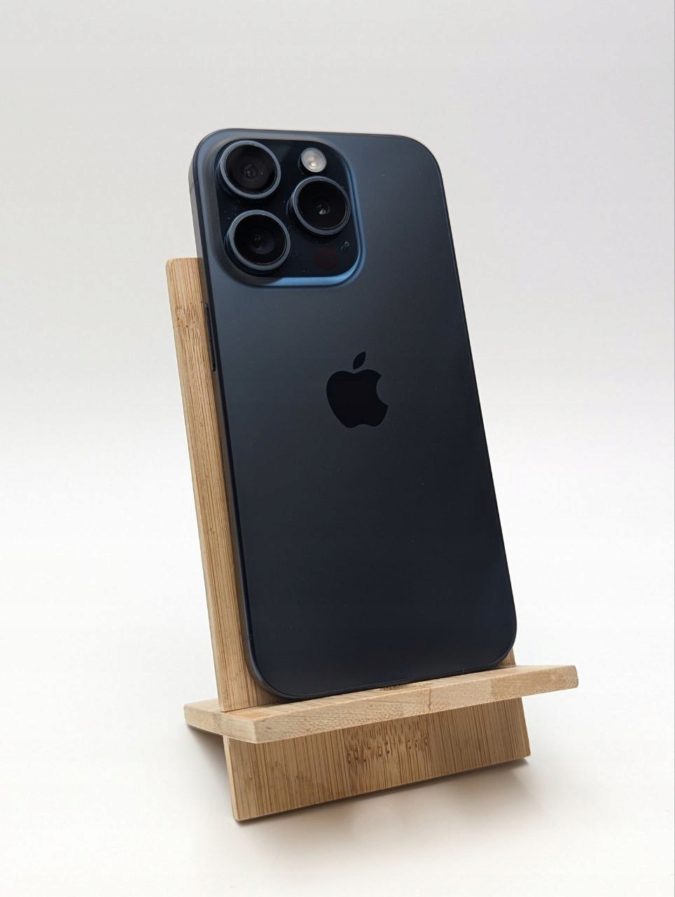 thumb Smartfon Apple iPhone 15 Pro 8 GB / 128 GB 5G niebieski |eSim| bateria 100% (Powystawowy)