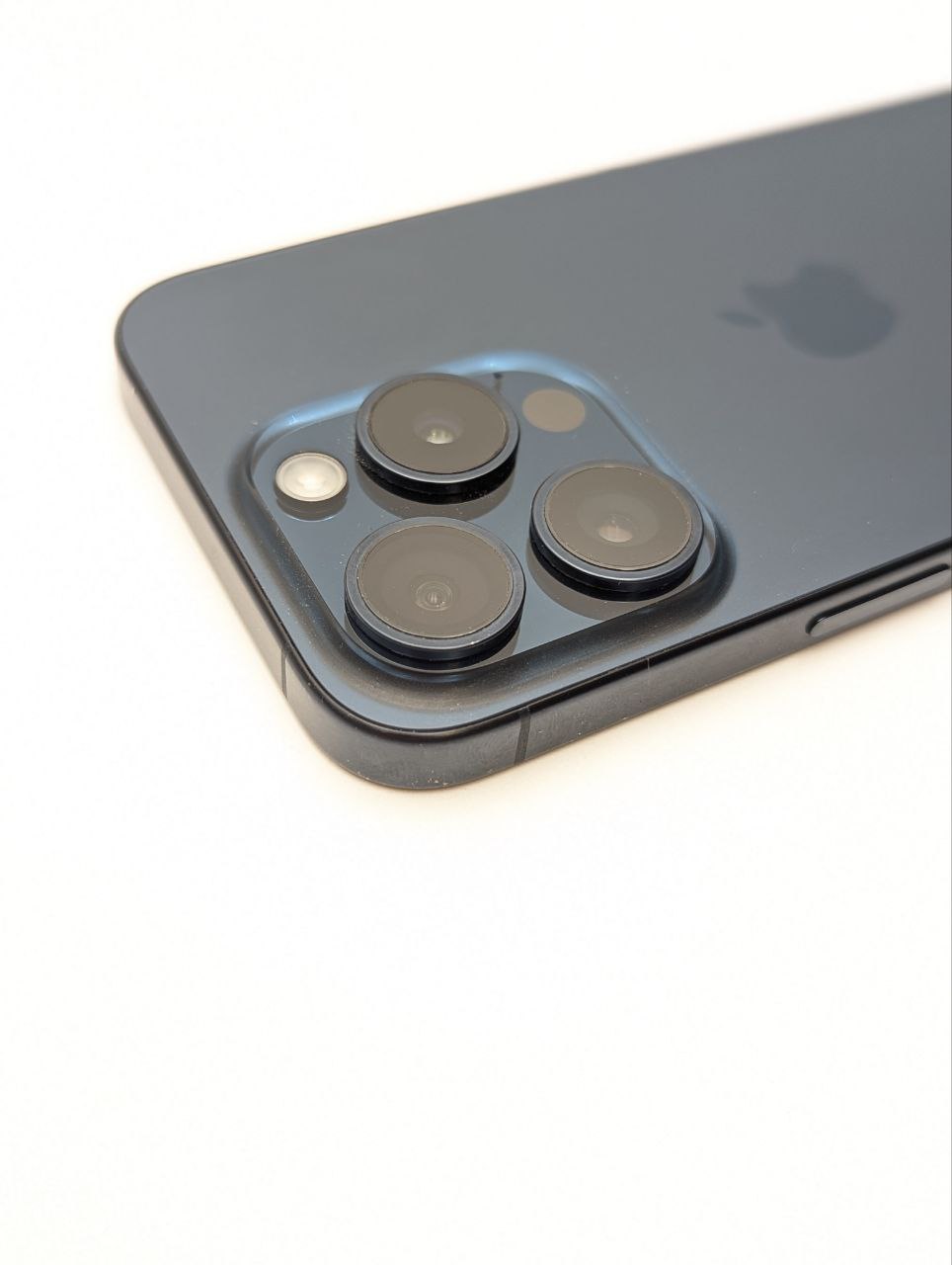 thumb Apple iPhone 15 Pro 128GB Niebieski | eSim | bateria 100% (Powystawowy)