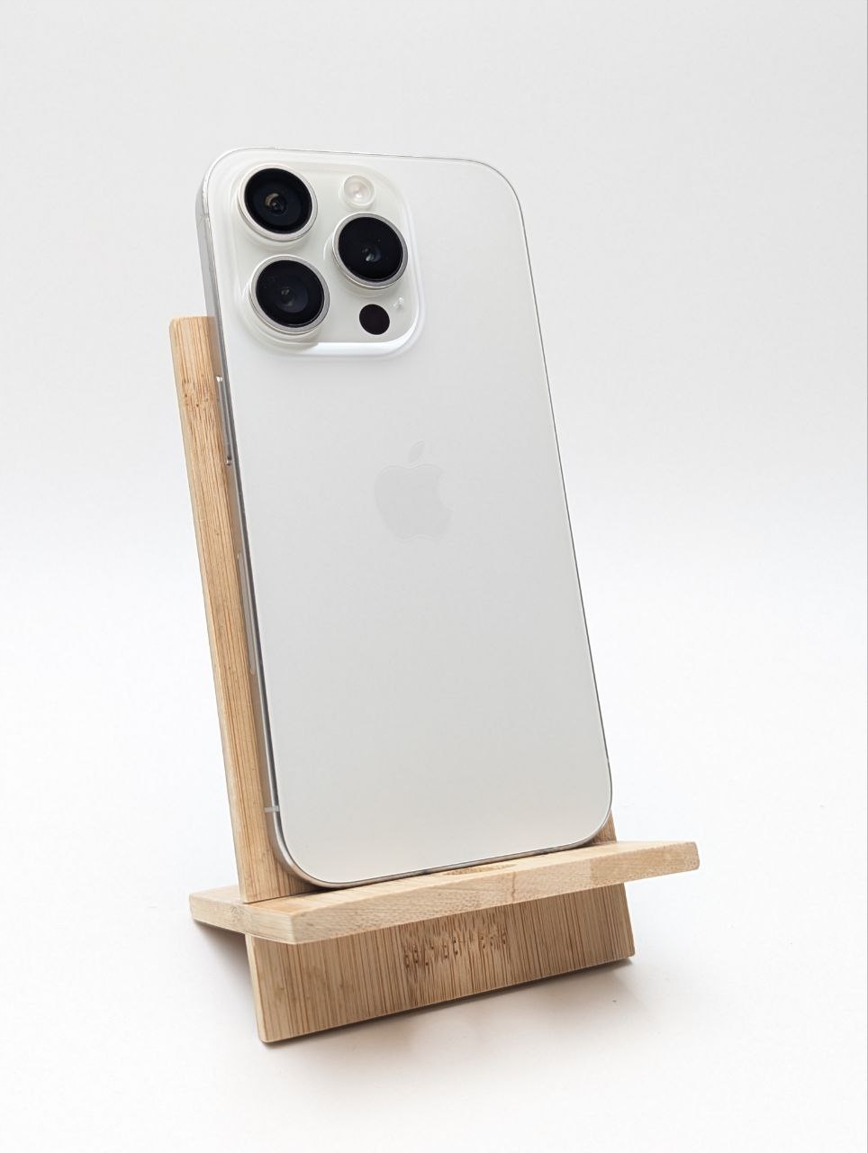 thumb Apple iPhone 15 Pro 256 GB biały | eSim (Używany)