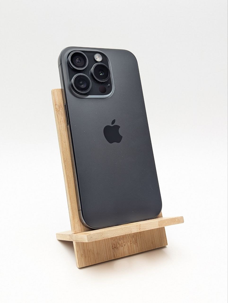 thumb Apple iPhone 15 Pro 256 GB czarny | bateria 100% (Powystawowy)