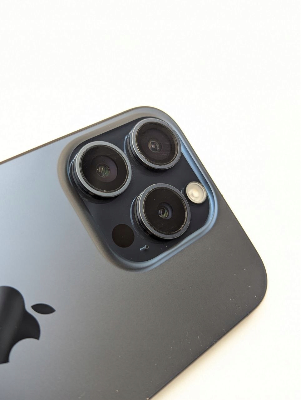 thumb Apple iPhone 15 Pro 256GB niebieski | eSim | bateria 100% (Powystawowy)