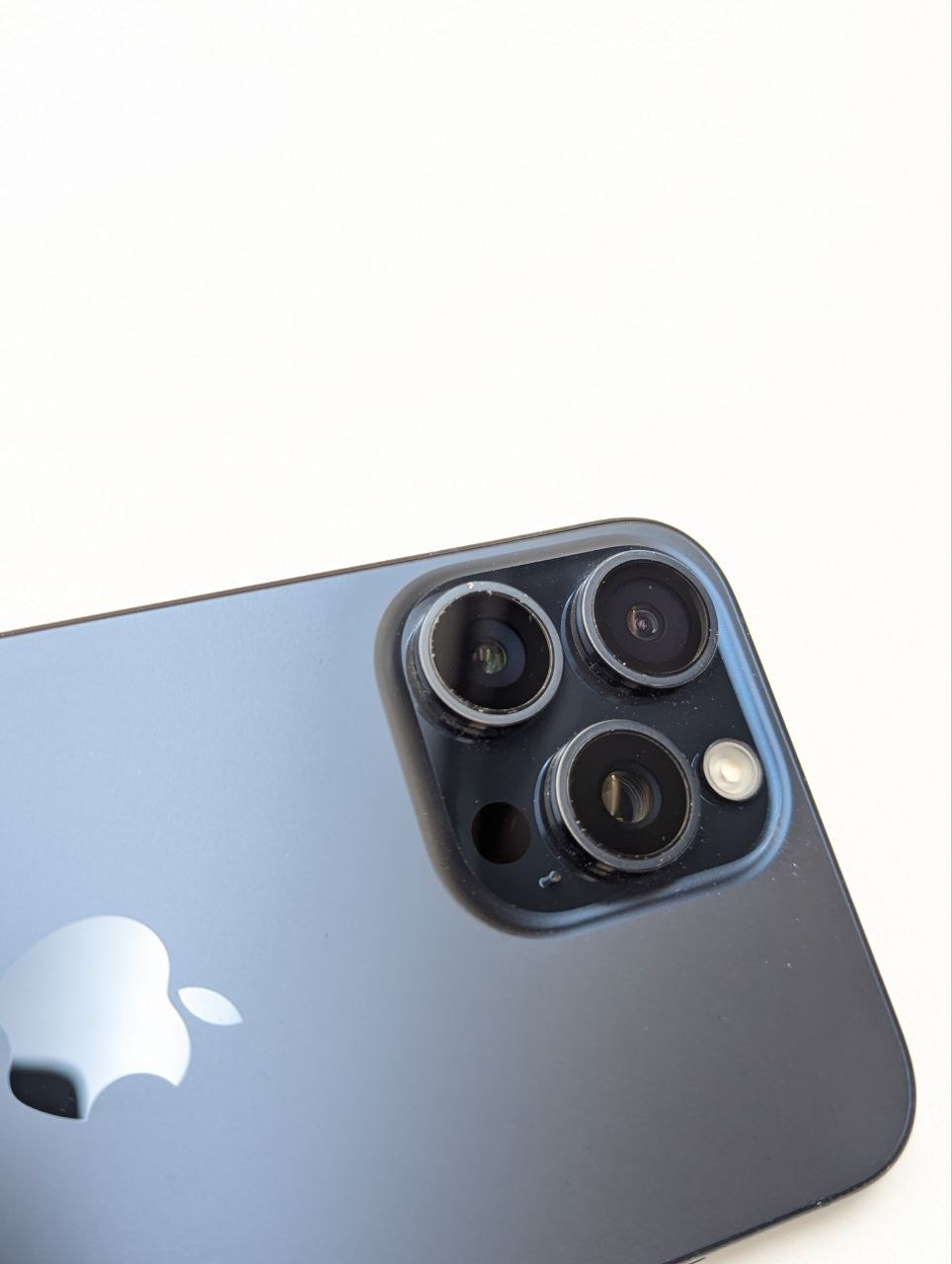 thumb Smartfon Apple iPhone 15 Pro Max 8 GB/256 GB 5G niebieski|eSim|bateria 100% (Używany)