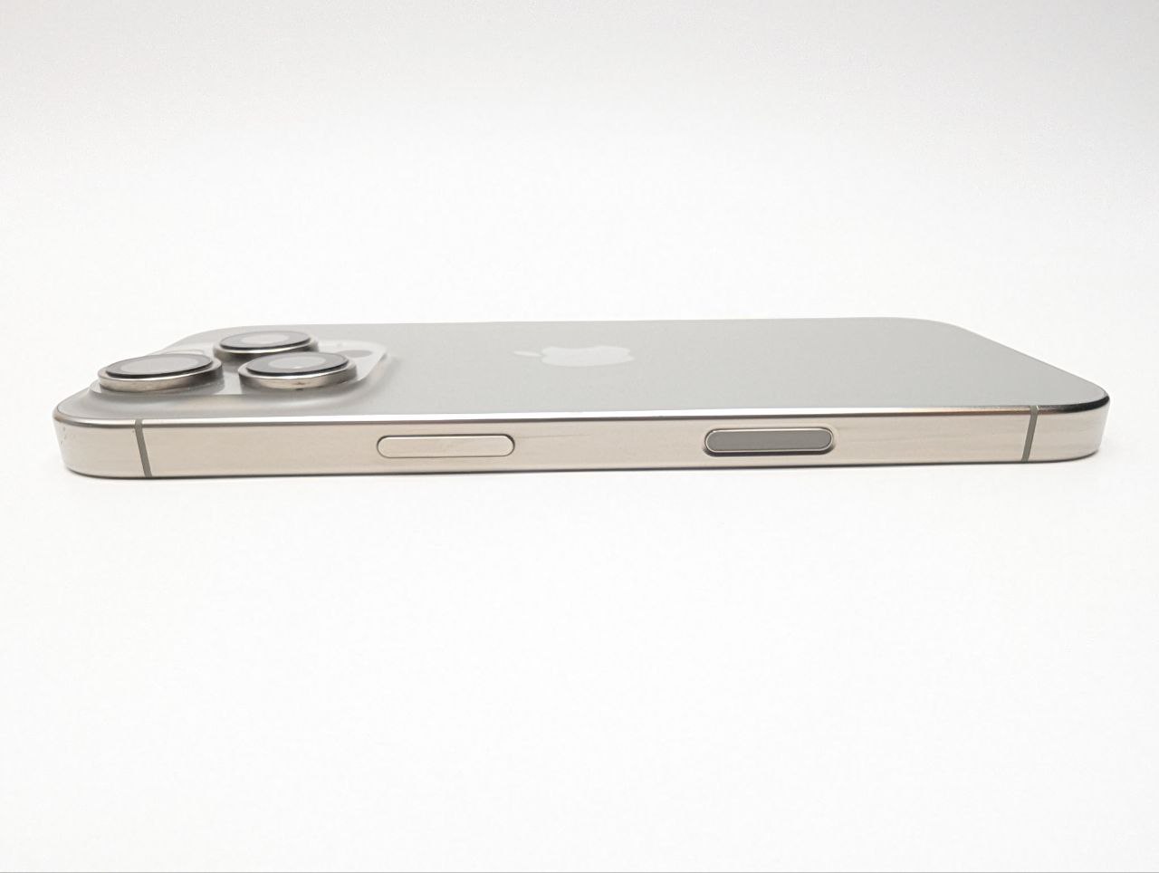 thumb Apple iPhone 16 Pro 256 GB Tytan naturalny| eSim| bateria 100% (Używany)