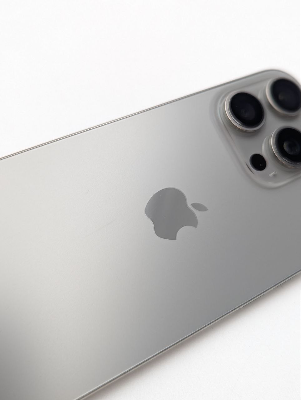 thumb Apple iPhone 16 Pro 256 GB Tytan naturalny| eSim (Używany)