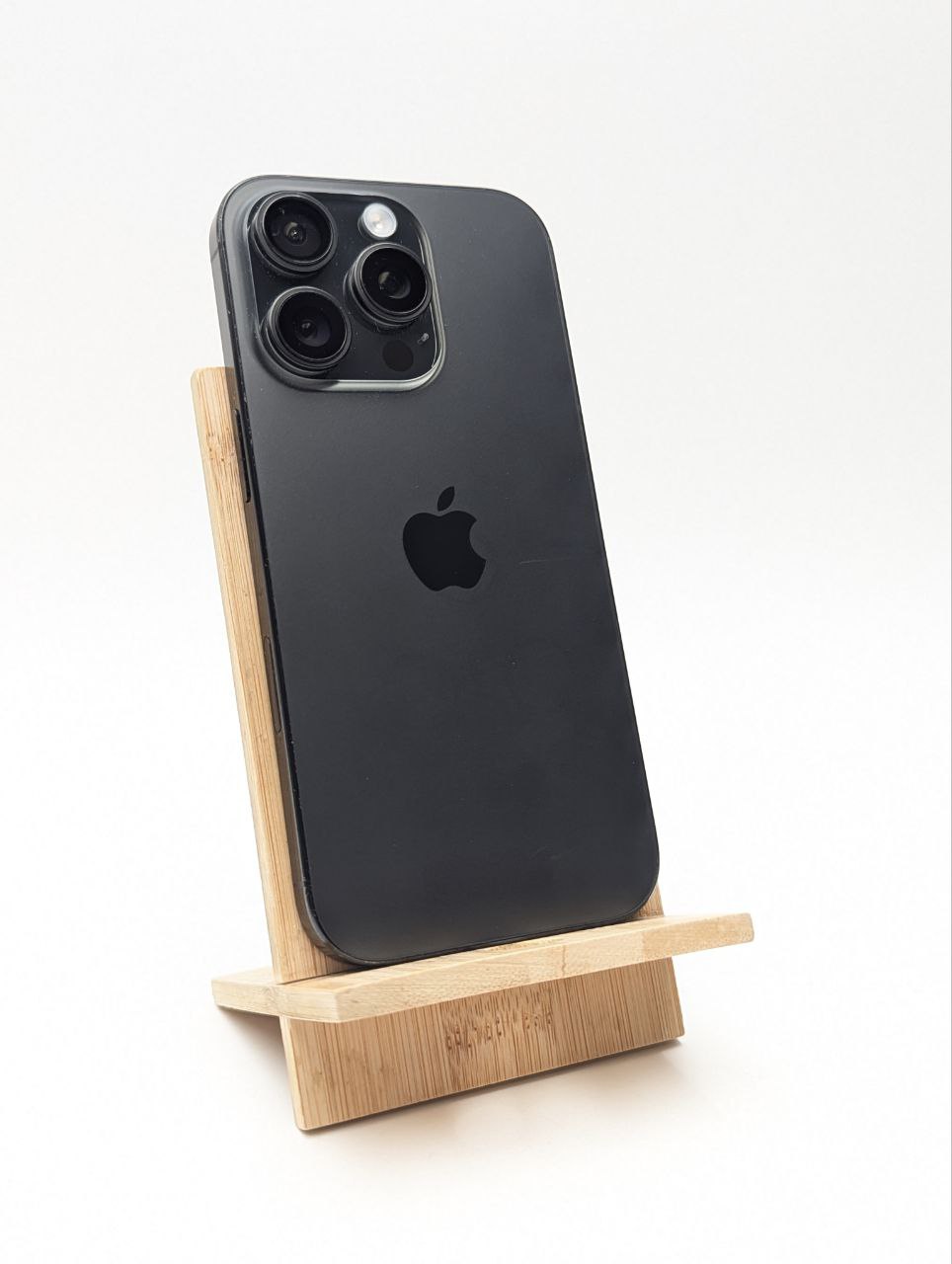 thumb Apple iPhone 16 Pro 256GB Tytan Czarny (Używany)