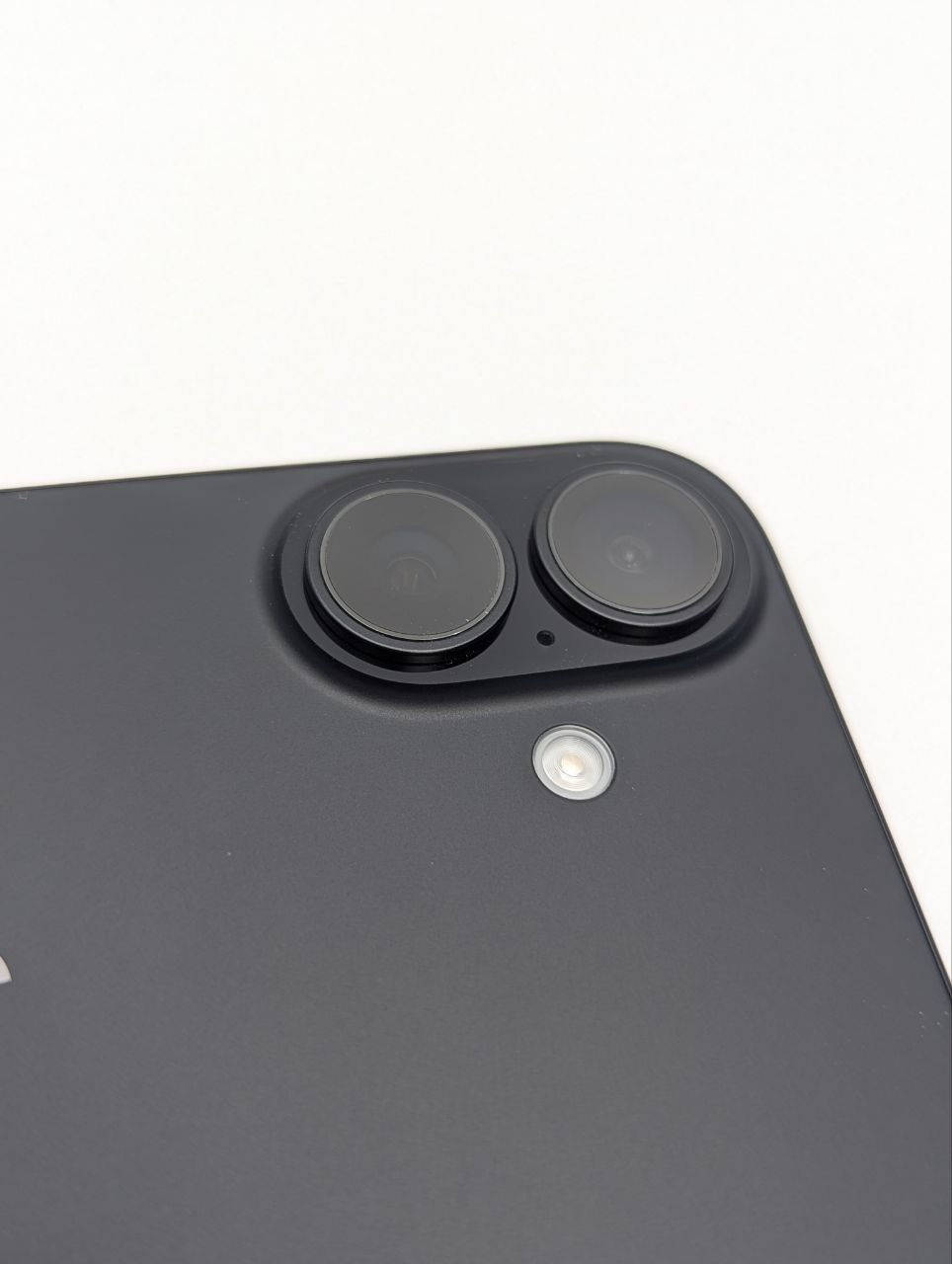 thumb Apple iPhone 16 128GB Czarny | bateria 100% (Powystawowy)