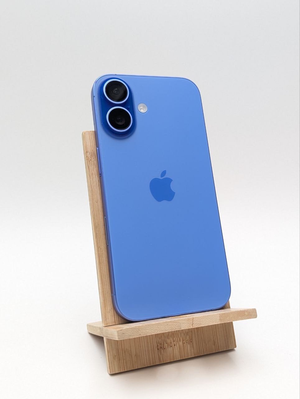 thumb Apple iPhone 16 128 GB Ultramaryna| bateria 100% (Powystawowy)