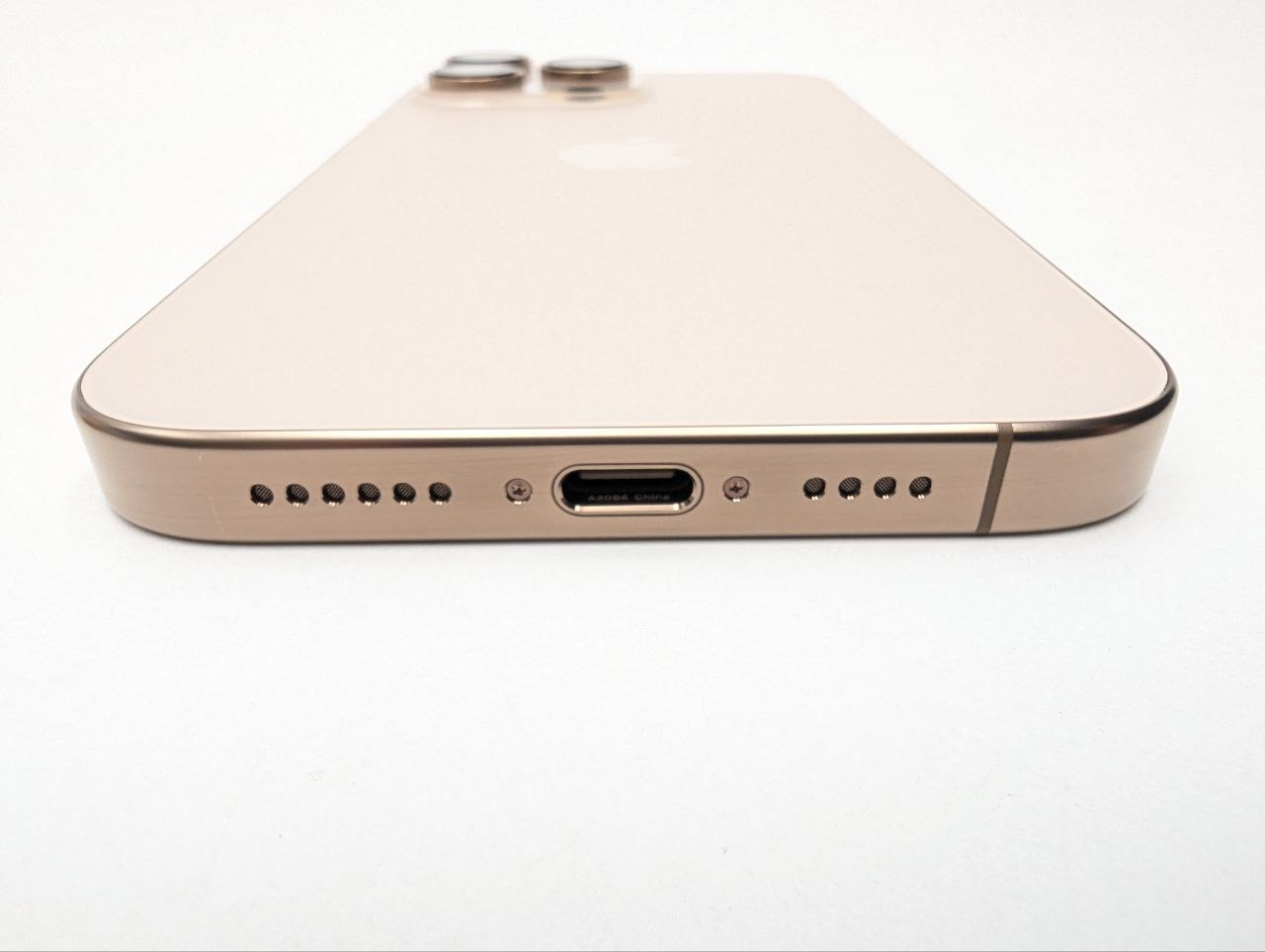 Apple iPhone 16 Pro Max 1 TB Tytan pustynny| eSim | bateria 100% (Powystawowy)