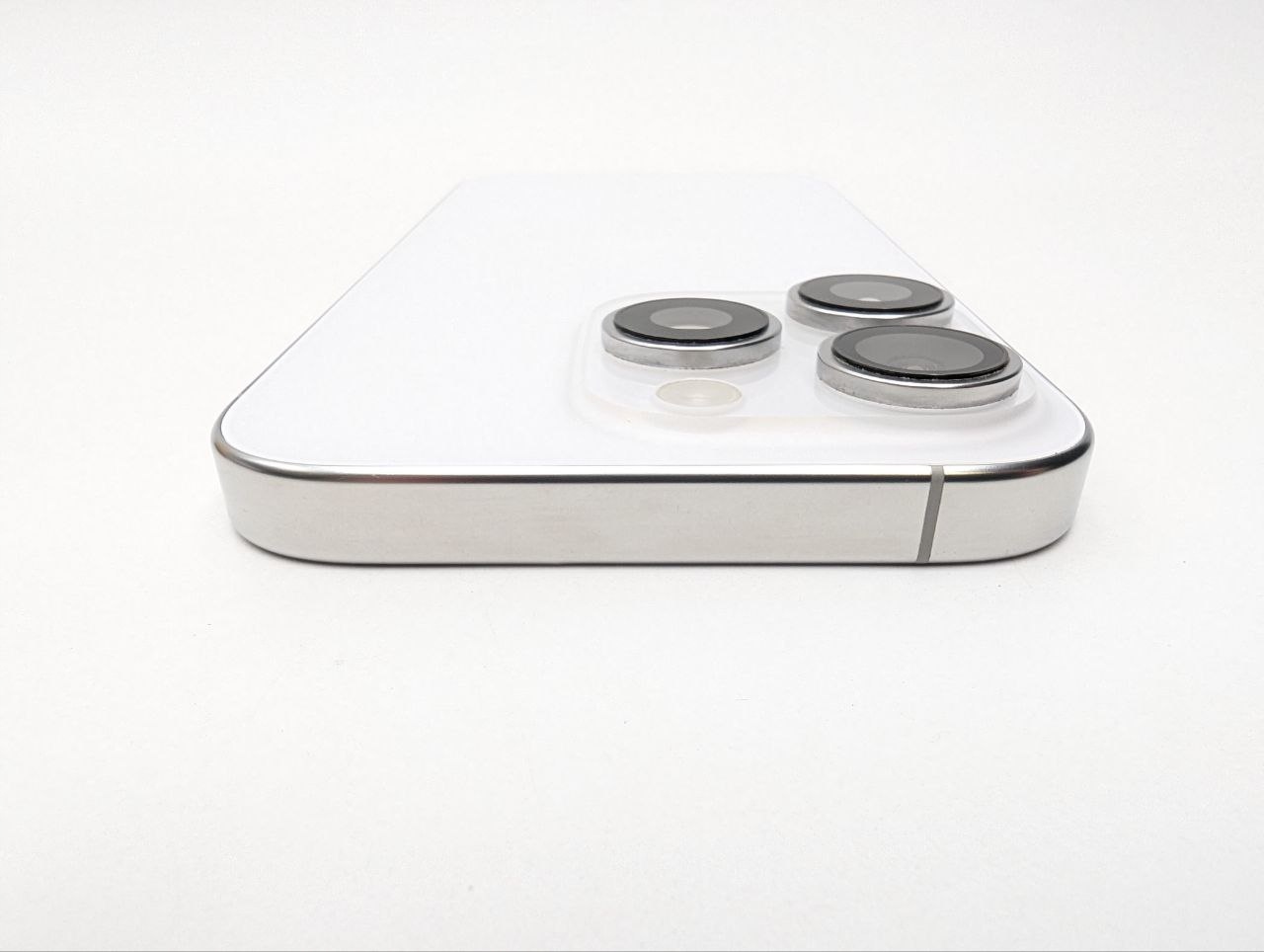 thumb Apple iPhone 16 Pro 256GB Tytan Biały| eSim (Odnowiony przez producenta)