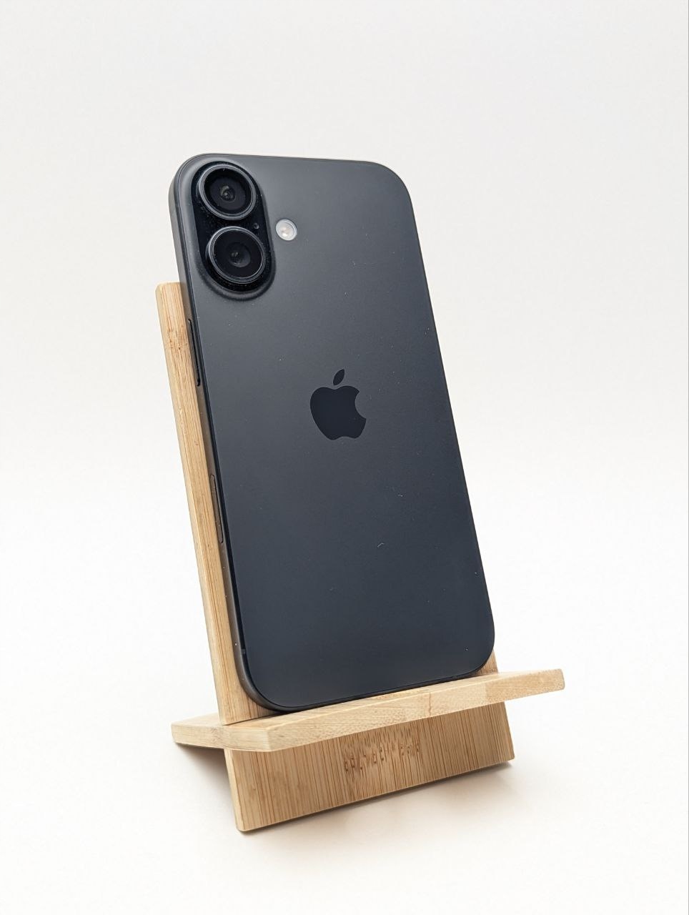 thumb Apple iPhone 16 128GB Czarny | bateria 100% (Powystawowy)