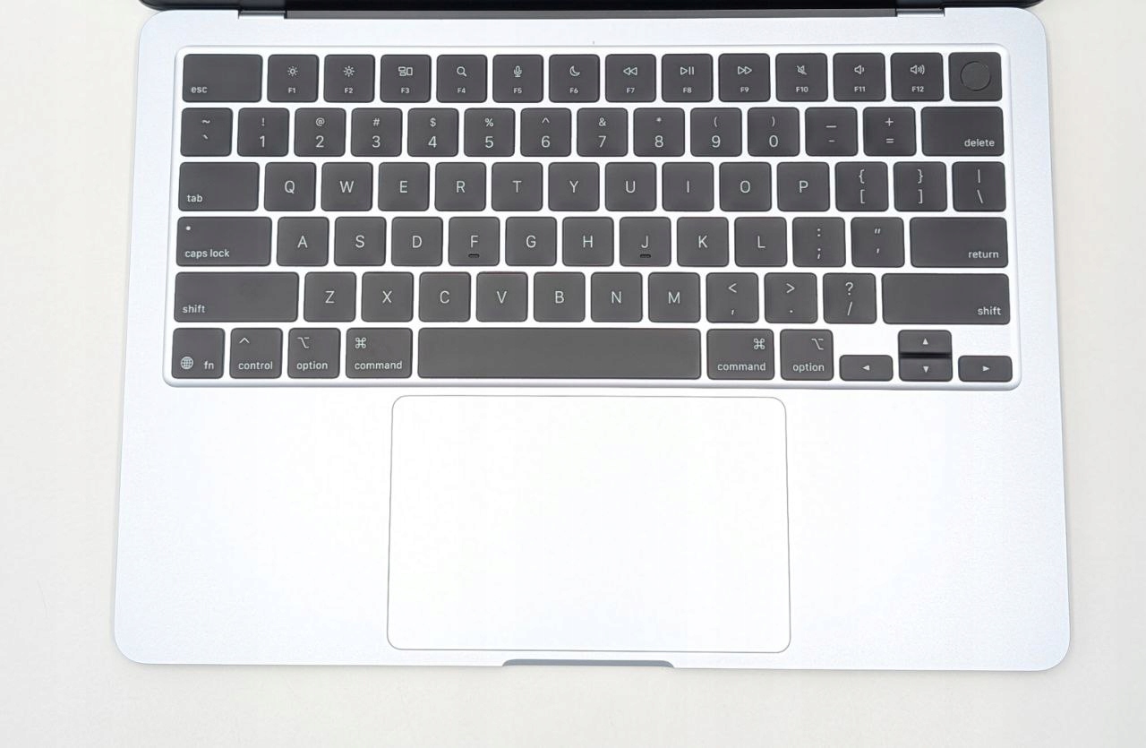 Apple MacBook Air 13,6" M4 16GB / 256GB Błękitny | OUTLET (Powystawowy)