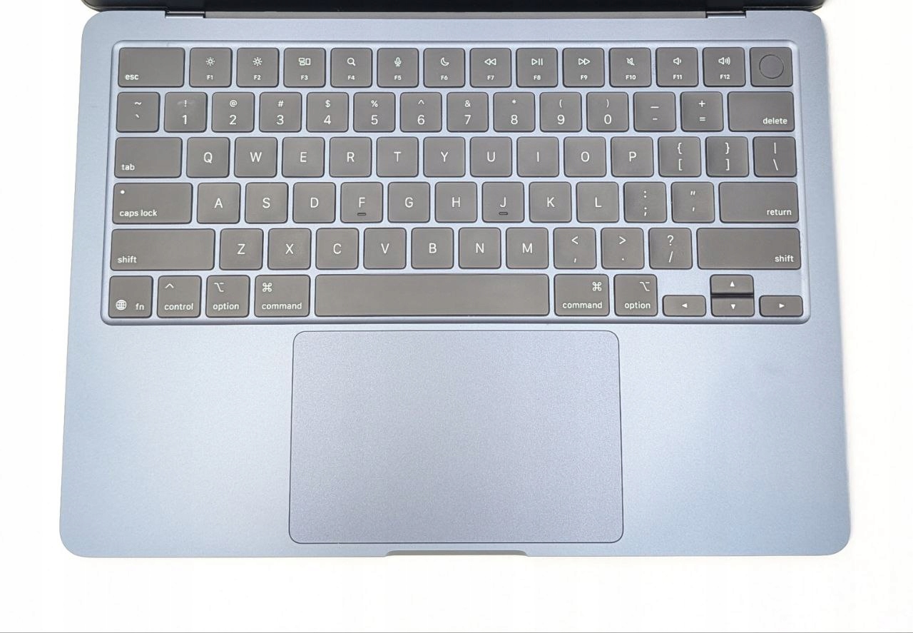 Apple MacBook Air 13,6" M4 16GB / 256GB Północ (Powystawowy)
