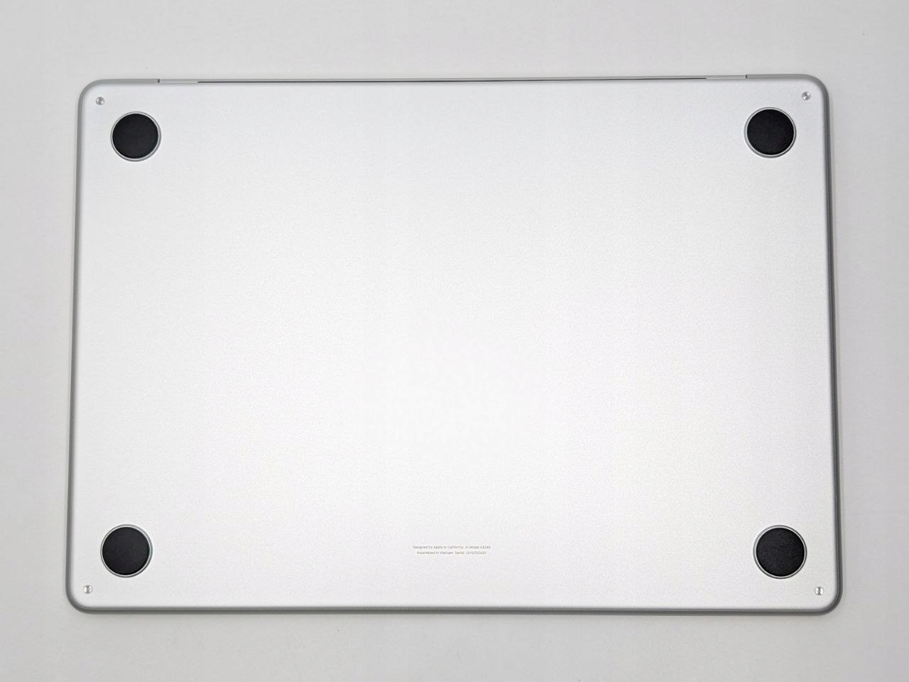 Apple MacBook Air 13,6" M4 16GB / 256GB Srebrny | OUTLET (Powystawowy)